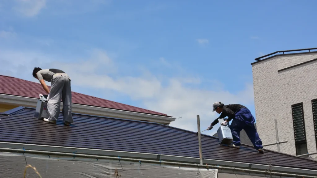 Obróbki przyścienne (blacharskie) – idealne dopasowanie do ściany